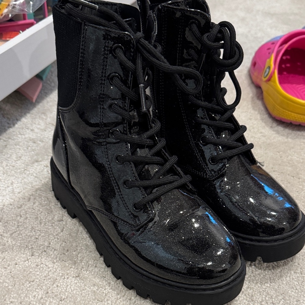 art class Black Kids Boots